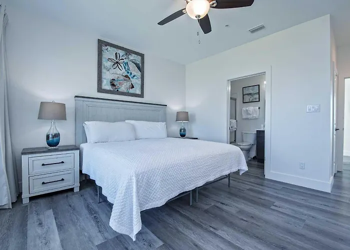 Blessed Together 5 Bedroom Lockout Holiday home Gulf Shores